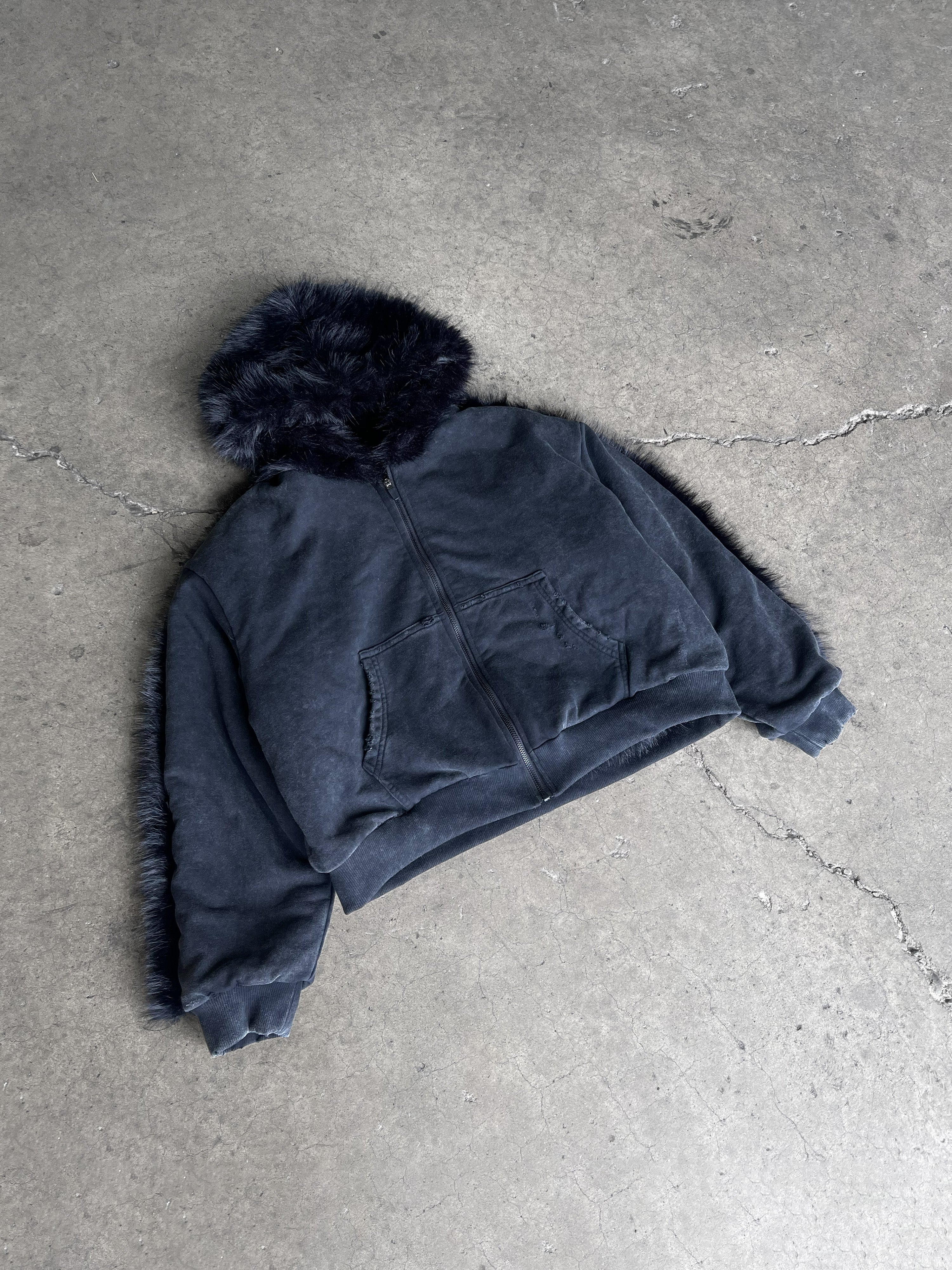 BEEDEN（ビーデン）の「ZIP UP HOODED FUR BLOUSON（ブルゾン BEEDEN