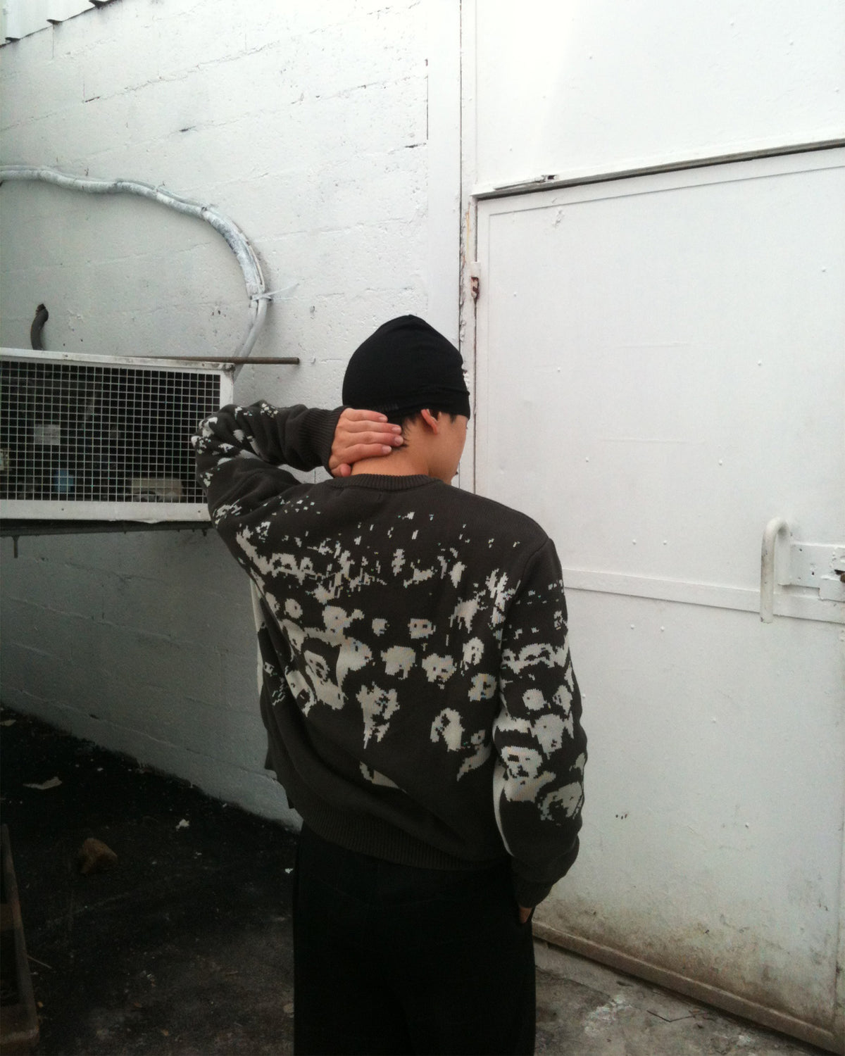 HYSTERIA - Heavyweight Knitted Sweater