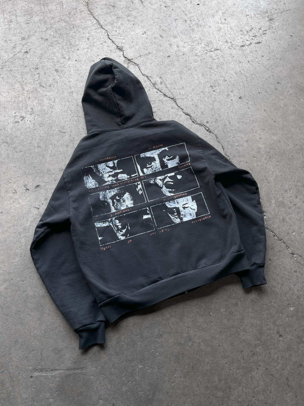 CRASHOUT - Heavyweight Zip-Up Hoodie Black