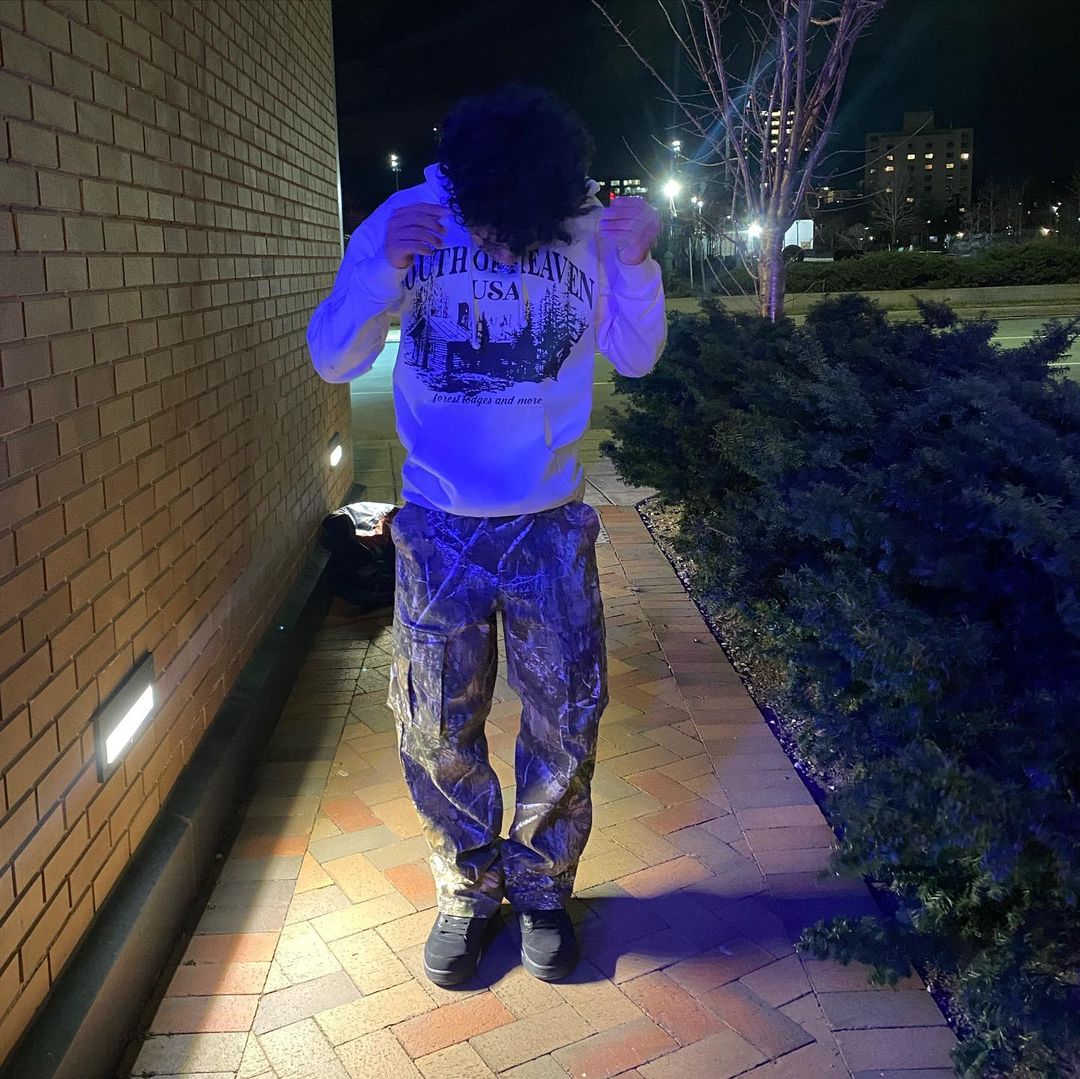 CABIN IN THE WOODS - HOODIE