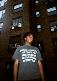 INTERNET BUM - TEE