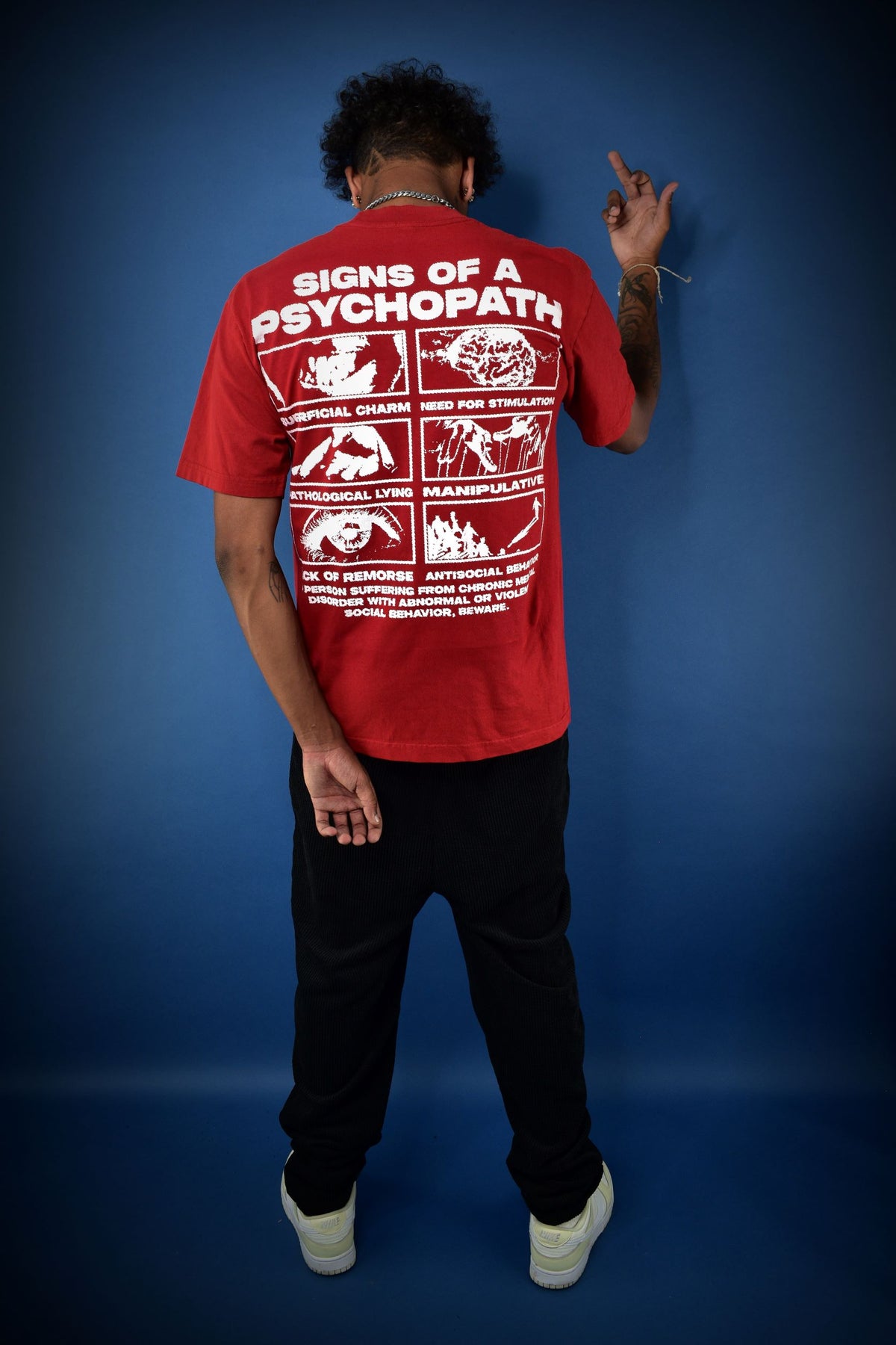 SIGNS OF A PSYCHOPATH - TEE